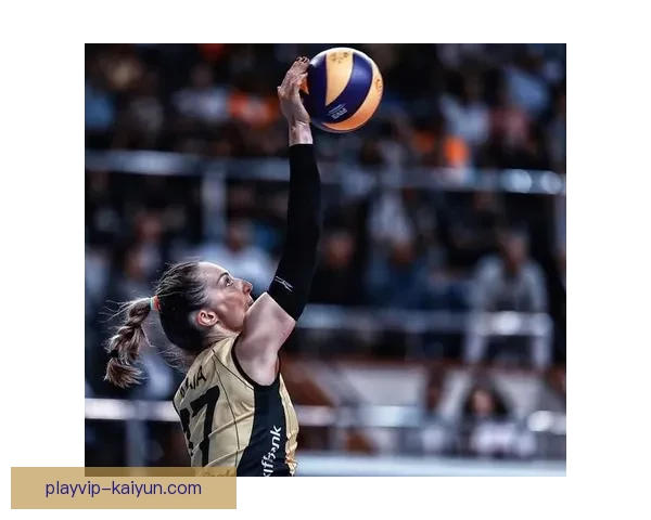 土耳其青年潜力股在欧洲赛场持续提升表现，备受关注