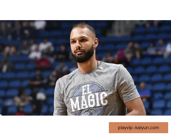 英超狼群表现稳定，近期状态回暖值得关注